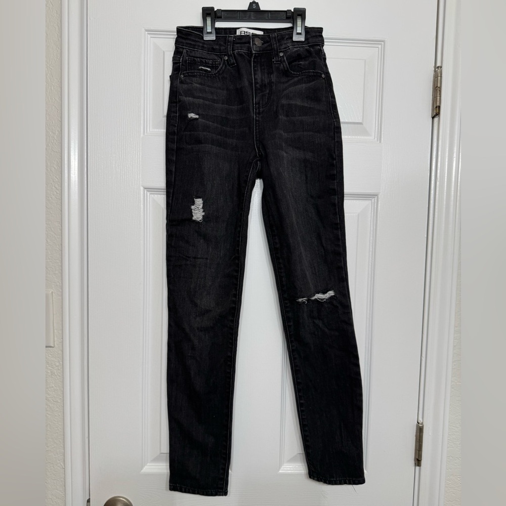 RSQ vintage mom jeans black distressed size 23